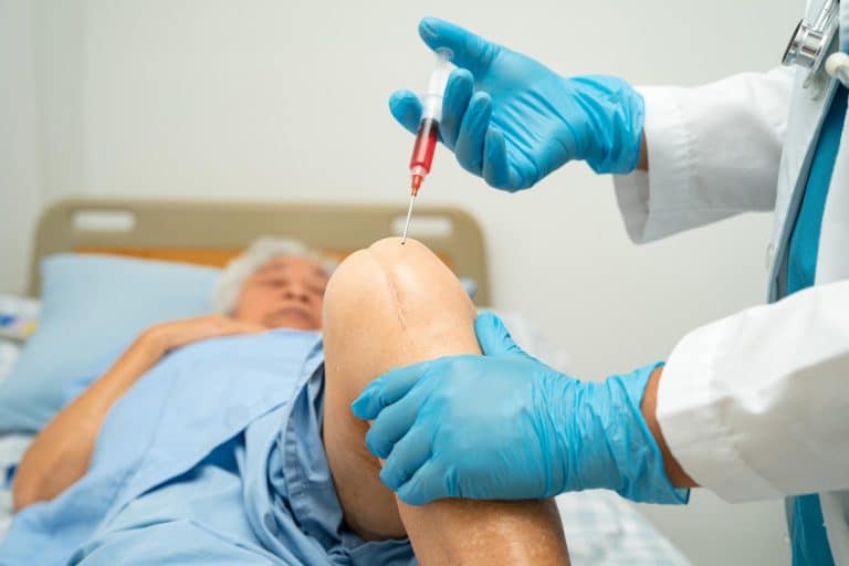 knee injection front
