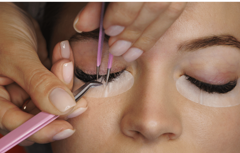 enhancing eyelashes